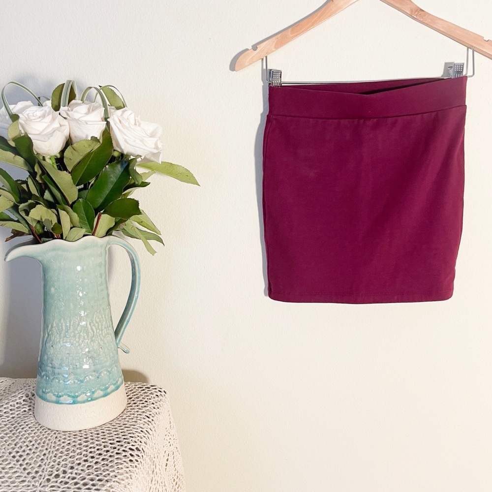 Forever 21 Deep Red  Burgundy Mini Stretchy Skirt